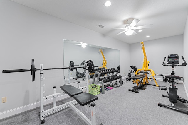 workout room featuring ceiling fan, visible vents, baseboards, and recessed lighting