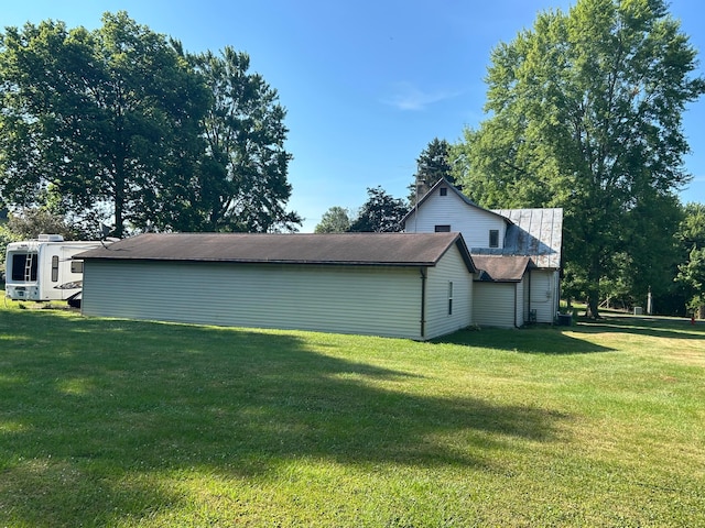 324 E Main St, Cardington, OH 43315 - view of property exterior with a lawn