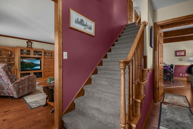 1846 River Rd, Bucyrus, OH 44820 - stairway with baseboards and hardwood / wood-style floors