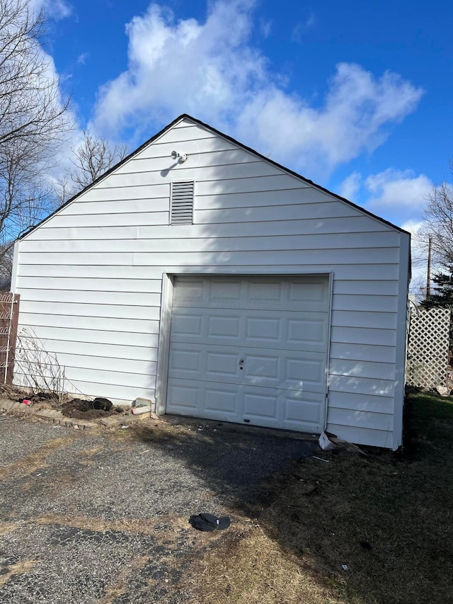 view of detached garage