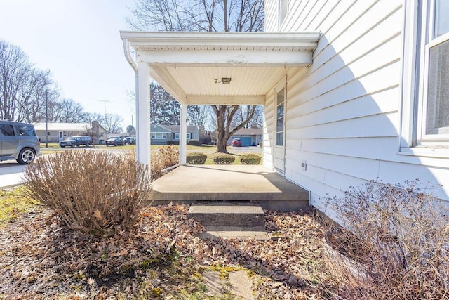 view of patio / terrace with a porch