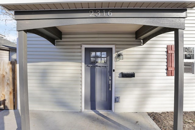 view of property entrance