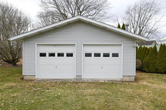 view of detached garage