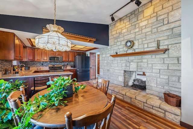 dining room featuring wood finished floors