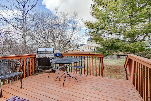 3093 Briar Ridge Rd, Columbus, OH 43232 - deck with area for grilling and fence