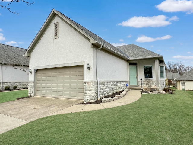 view of front of home featuring stucco siding, a shingled roof, an attached garage, stone siding, and a front lawn