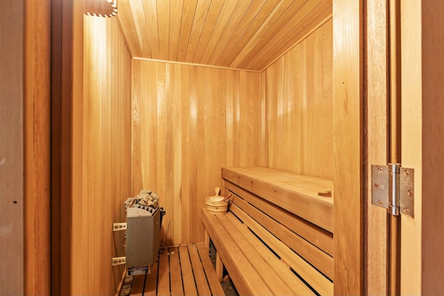 view of sauna / steam room