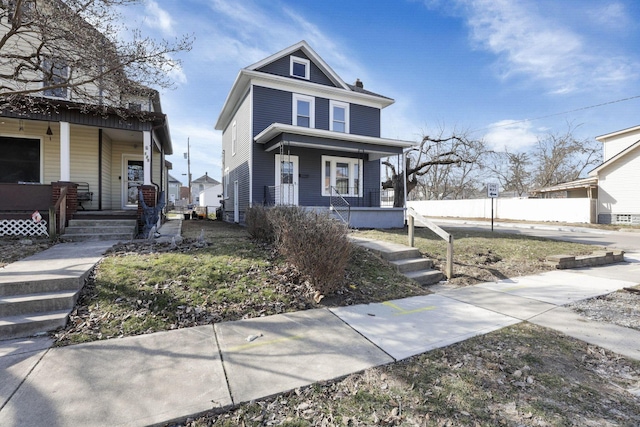 traditional style home featuring a porch