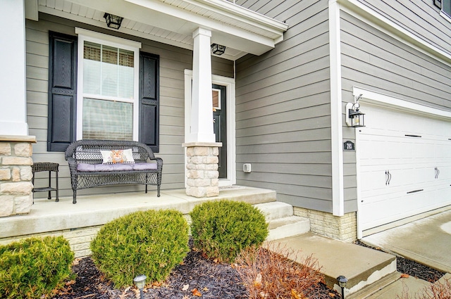 property entrance with a porch