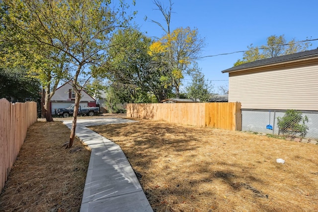 view of yard featuring fence