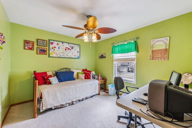 bedroom featuring carpet floors, ceiling fan, and baseboards