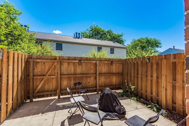 view of patio featuring a fenced backyard