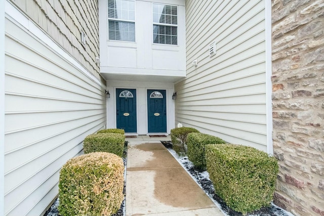 view of property entrance