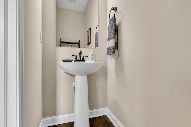 7179 Seymour Ct, Canal Winchester, OH 43110 - bathroom with baseboards and wood finished floors