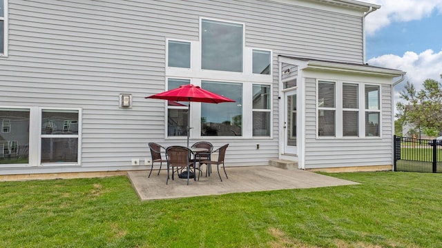 7179 Seymour Ct, Canal Winchester, OH 43110 - back of property featuring a patio area
