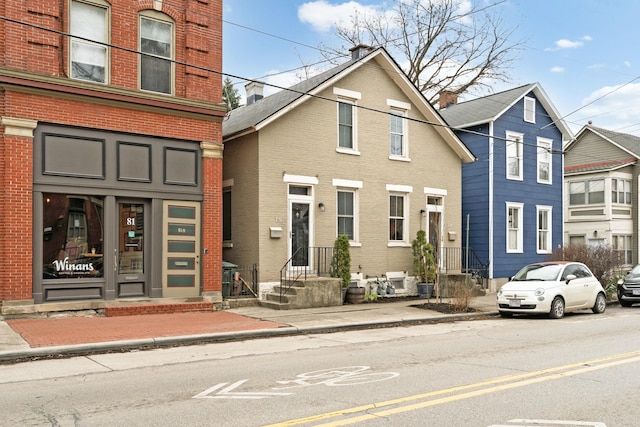 view of front of house