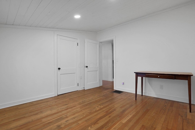 interior space with visible vents, baseboards, wood ceiling, wood finished floors, and recessed lighting