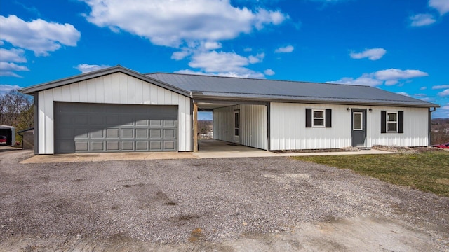 ranch-style home with metal roof