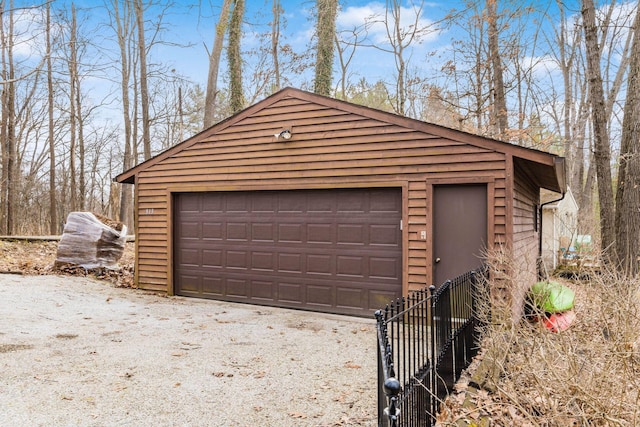 view of detached garage