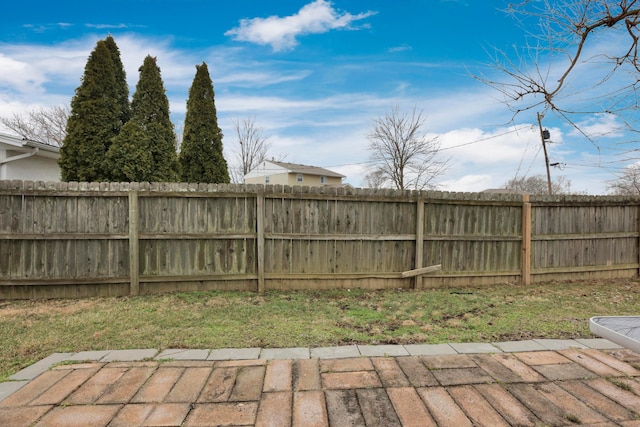 view of yard featuring fence