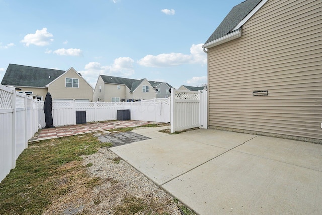 6741 Bigerton, Canal Winchester, OH 43110 - fenced backyard featuring a patio area and a residential view