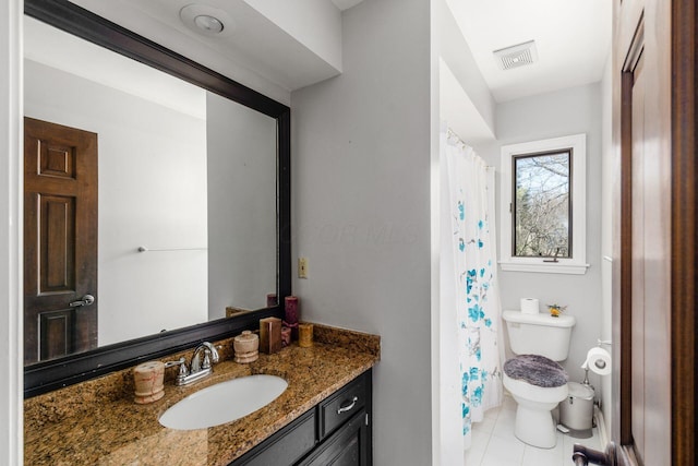 bathroom with visible vents, toilet, vanity, and a shower with curtain