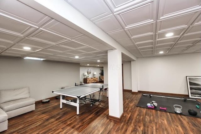 playroom with recessed lighting, baseboards, and wood finished floors