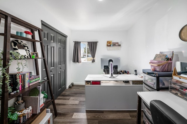 office area featuring dark wood-style floors