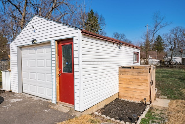 view of detached garage