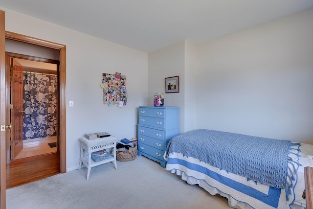 view of carpeted bedroom