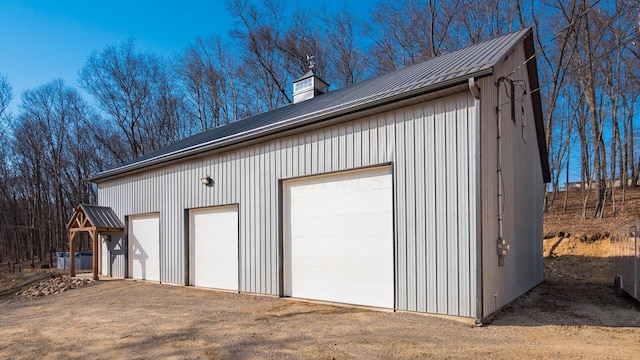 view of detached garage