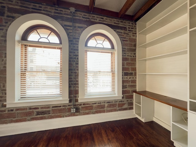 details with wood finished floors