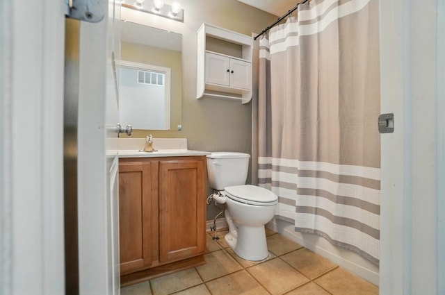 359 W Waterloo St, Canal Winchester, OH 43110 - bathroom featuring toilet, tile patterned floors, vanity, and curtained shower