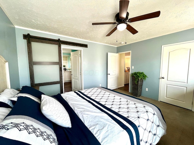 bedroom with a ceiling fan, a textured ceiling, and carpet flooring