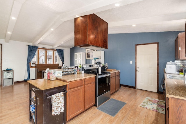 kitchen with stainless steel electric stove, brown cabinetry, light wood-type flooring, and baseboards