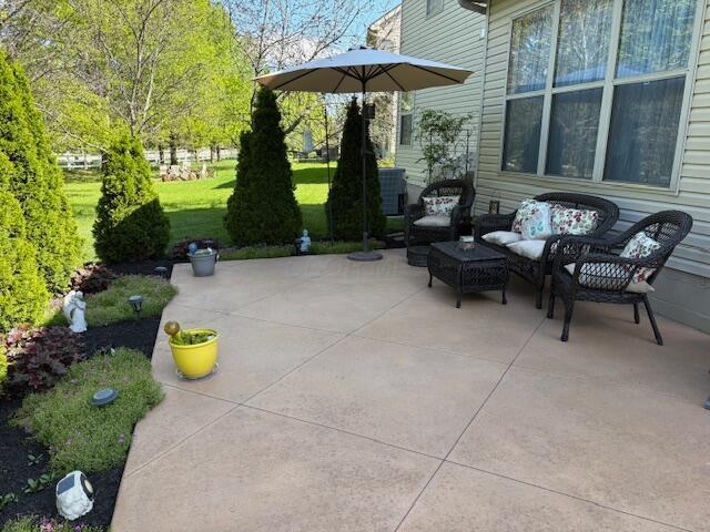6324 Rossmore Ln, Canal Winchester, OH 43110 - view of patio / terrace featuring an outdoor living space