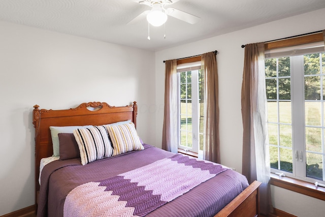 bedroom with a ceiling fan