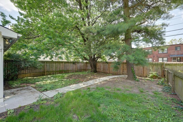 109 W Pacemont Rd, Columbus, OH 43202 - view of fenced backyard