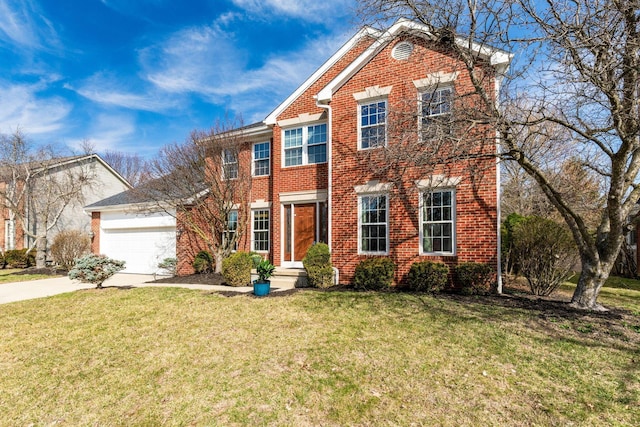 view of front of home featuring a front lawn, brick siding, and driveway