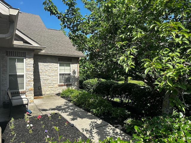 4163 Windbud Dr, New Albany, OH 43054 - view of patio