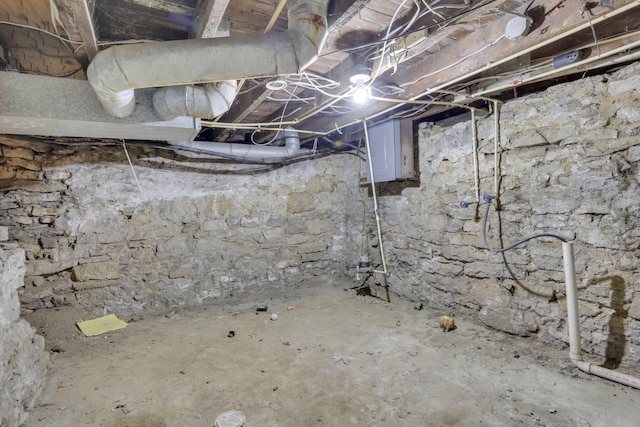 681 Stewart Ave, Columbus, OH 43206 - view of unfinished below grade area