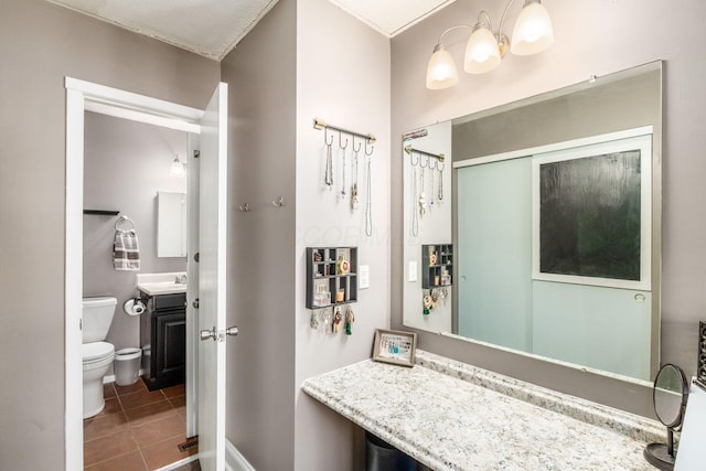 500 Foxtrail Cir E, Westerville, OH 43081 - bathroom featuring tile patterned flooring, toilet, and vanity