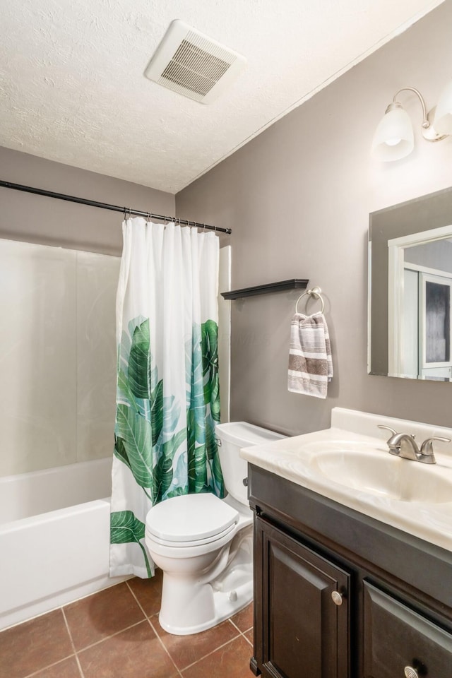 500 Foxtrail Cir E, Westerville, OH 43081 - bathroom featuring tile patterned floors, visible vents, toilet, a textured ceiling, and vanity