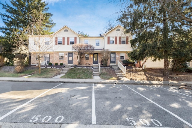 500 Foxtrail Cir E, Westerville, OH 43081 - multi unit property with uncovered parking and brick siding