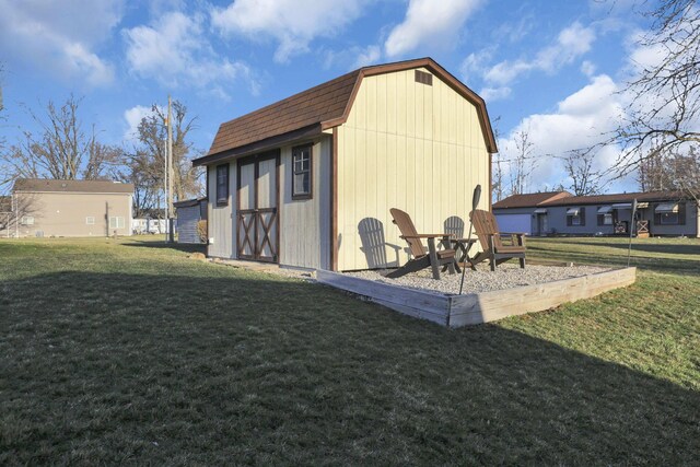view of outdoor structure with an outdoor structure
