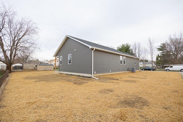 1651 Hillcrest Ave, Obetz, OH 43207 - view of side of property featuring cooling unit and fence