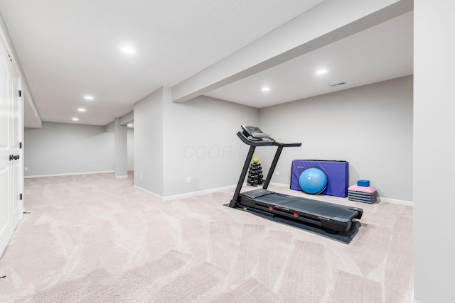 workout area with baseboards, visible vents, recessed lighting, and carpet flooring