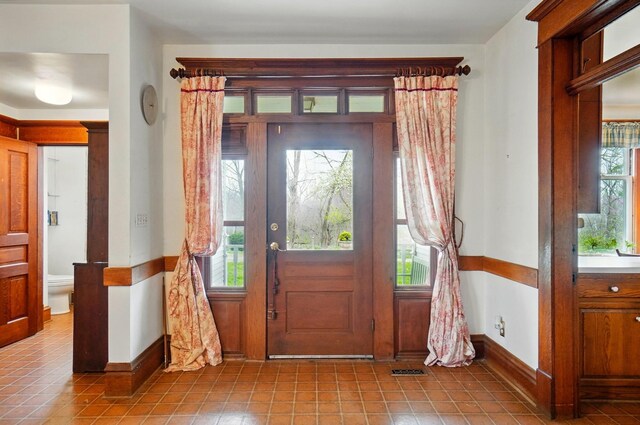 4175 Reynoldsburg Baltimore Rd NW, Baltimore, OH 43105 - entryway with visible vents, baseboards, and tile patterned flooring