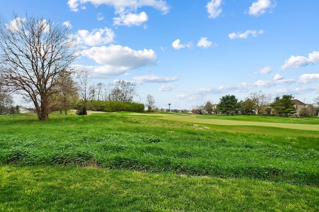 view of nature with a golf course