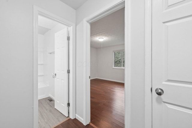 5692 Great Hall Ct, Columbus, OH 43231 - corridor featuring wood finished floors and baseboards